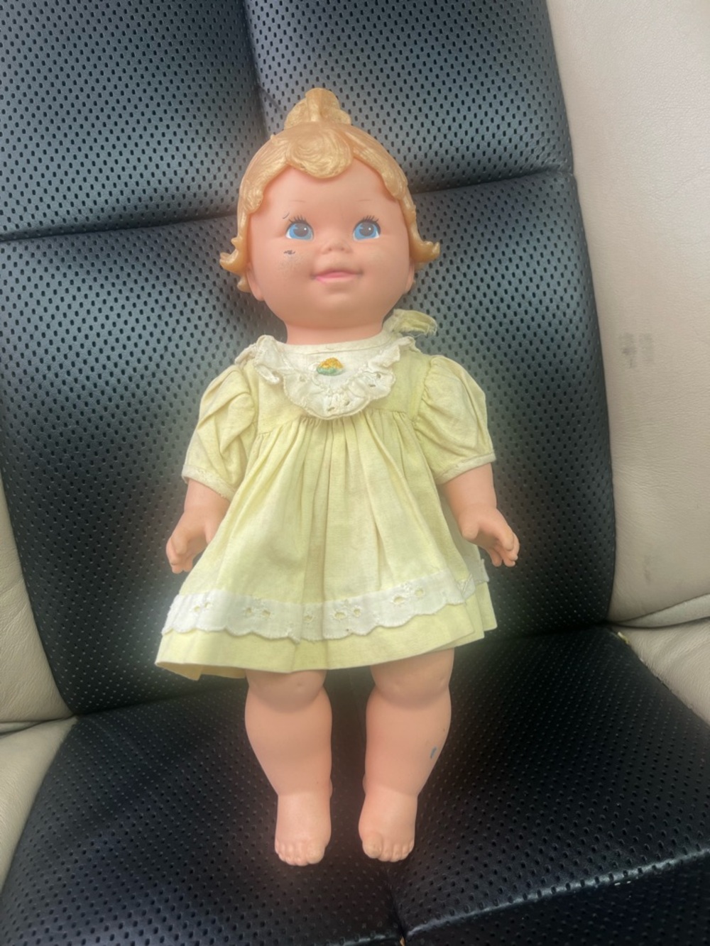 1971 VINTAGE Mattel Yellow Dress Baby Doll with Blonde Molded Hair